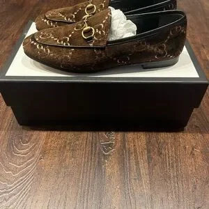 Gucci | Shoes | Gucci Brown Velvet Loafers With Gold  display picture 1